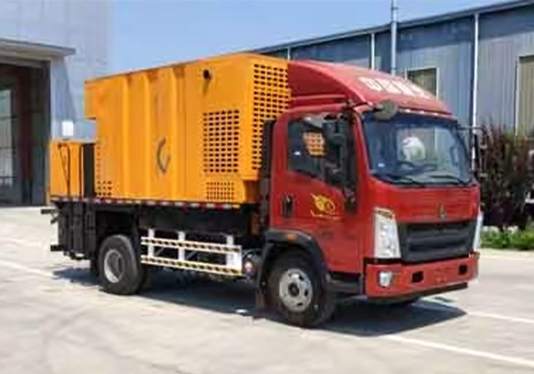 稀漿封層車