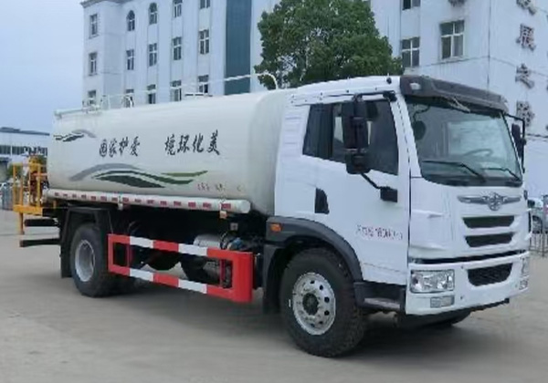 綠化噴灑車